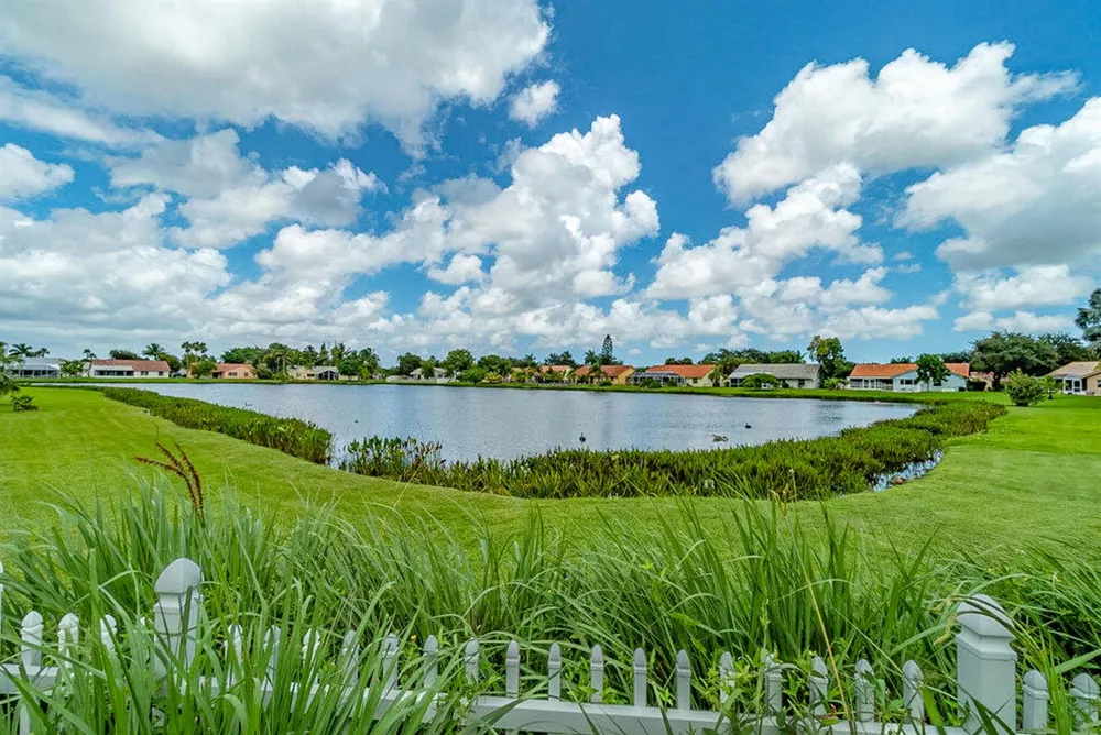 10850 Paso Fino Drive Wellington, FL 33449