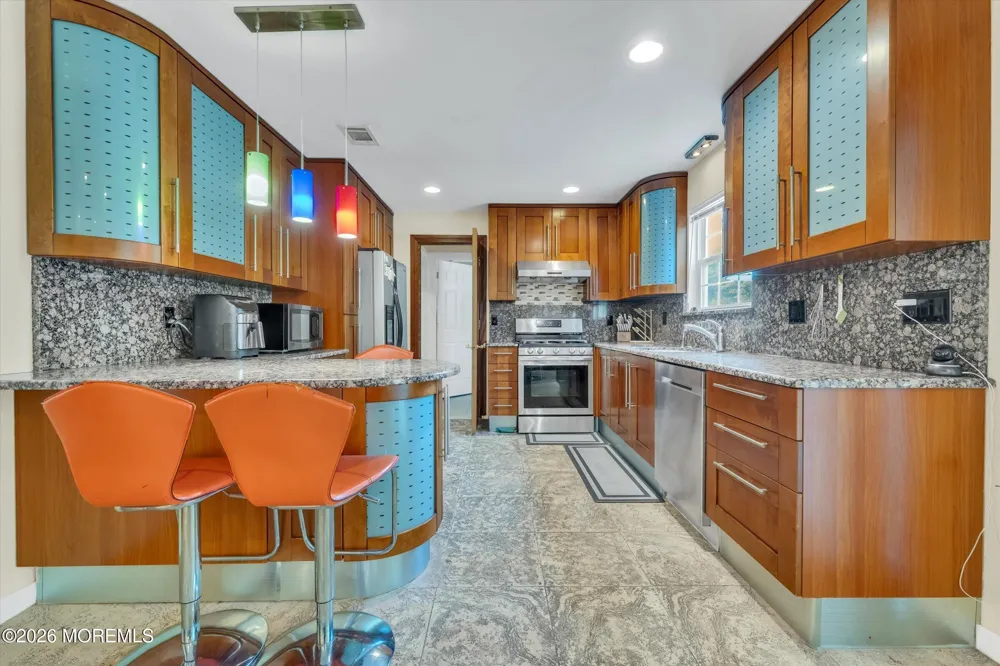 6 Rizzo Court Howell, NJ 07731