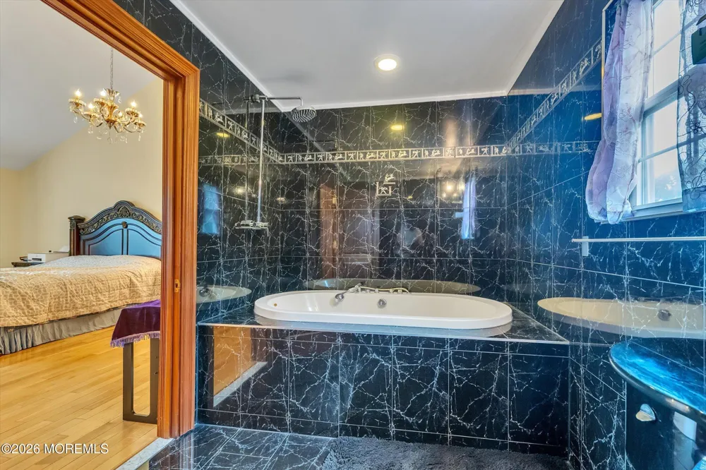6 Rizzo Court Howell, NJ 07731