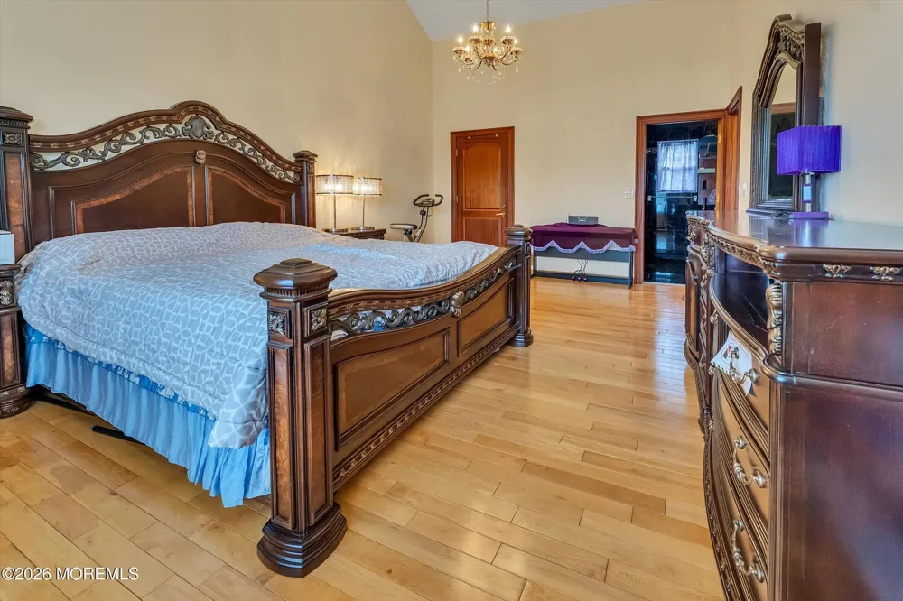 6 Rizzo Court Howell, NJ 07731