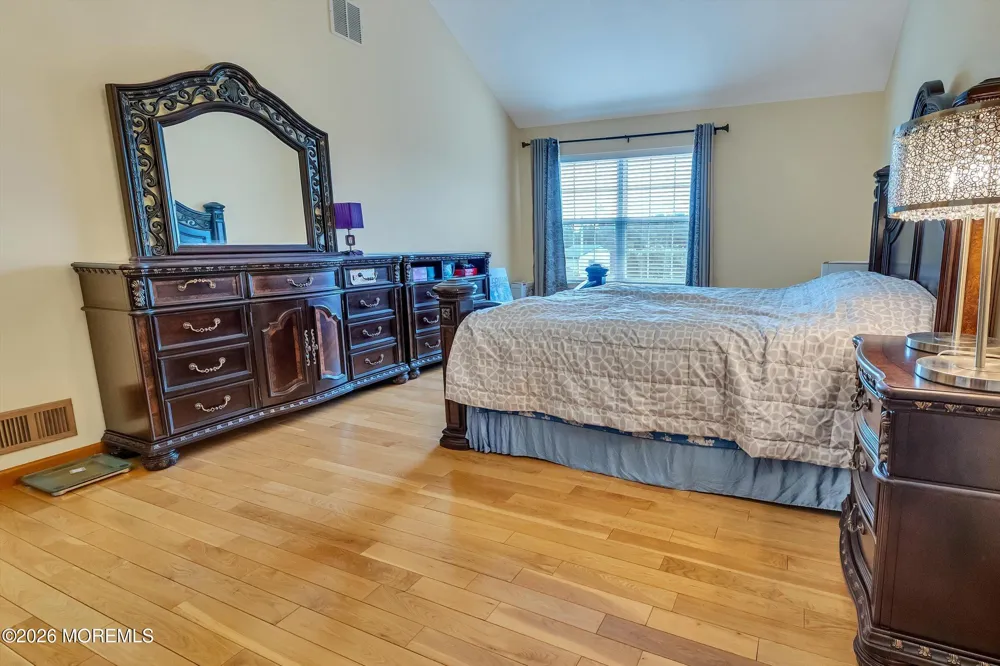 6 Rizzo Court Howell, NJ 07731