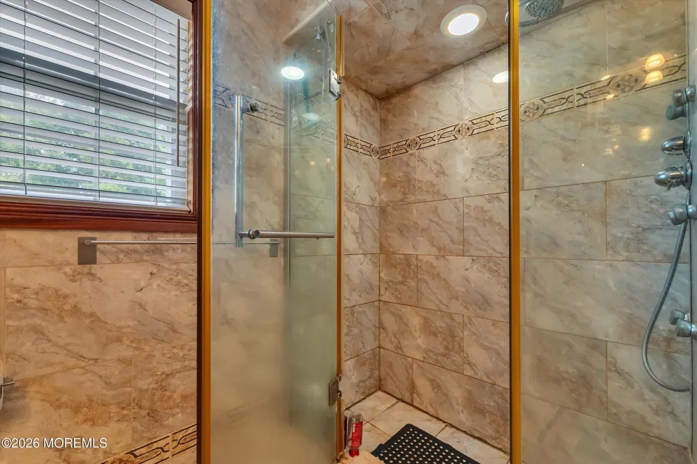 6 Rizzo Court Howell, NJ 07731