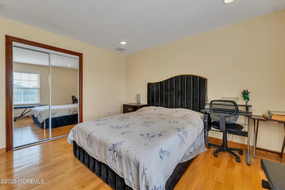 6 Rizzo Court Howell, NJ 07731