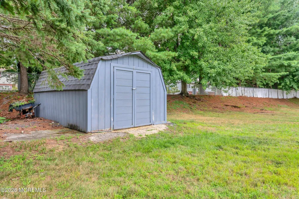 6 Rizzo Court Howell, NJ 07731