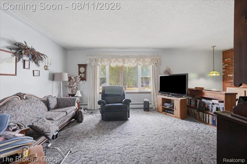 10431 Davison Road Davison Township, MI 48423