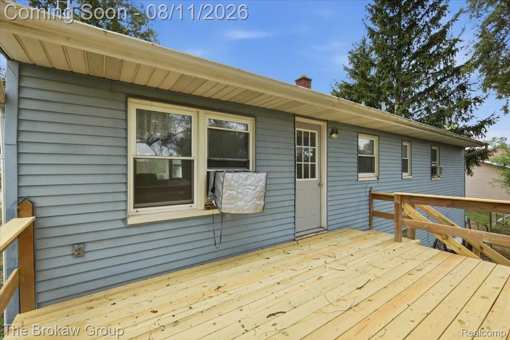10431 Davison Road Davison Township, MI 48423