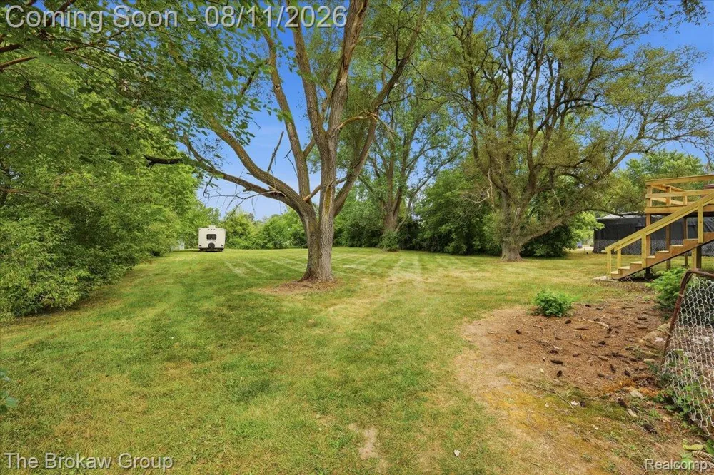 10431 Davison Road Davison Township, MI 48423