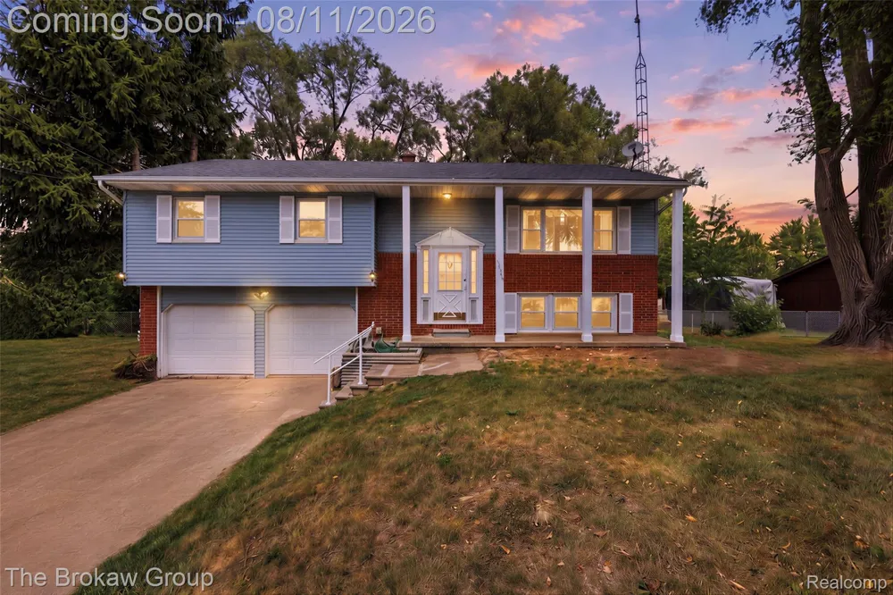 10431 Davison Road Davison Township, MI 48423