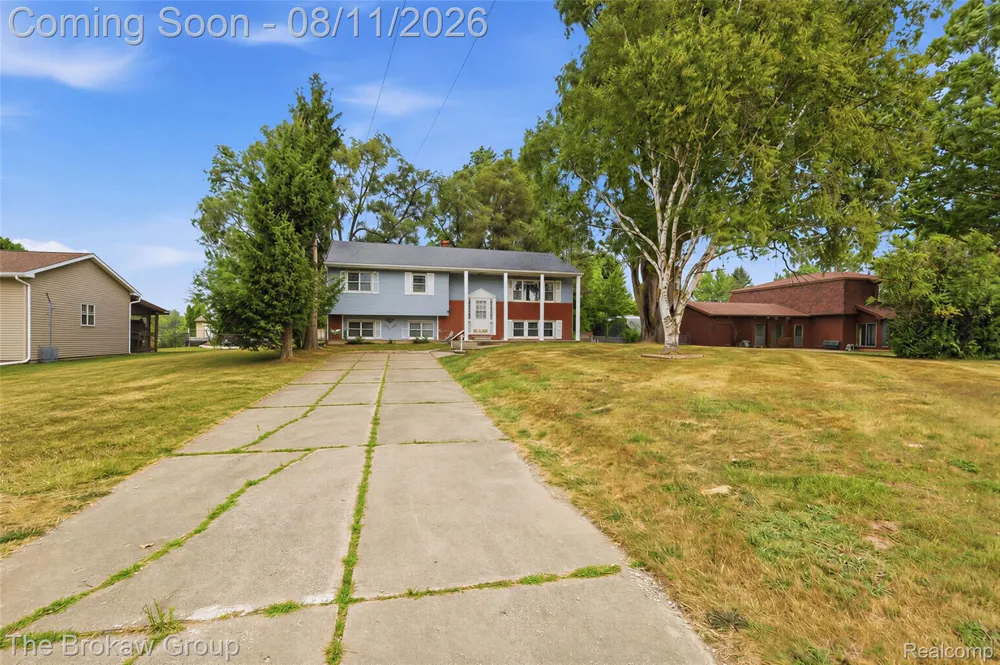10431 Davison Road Davison Township, MI 48423
