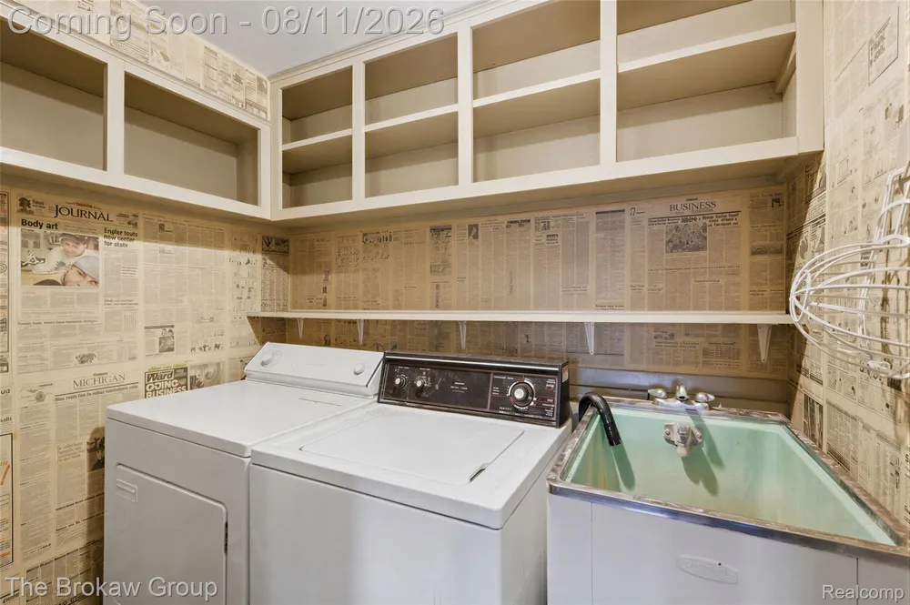 10431 Davison Road Davison Township, MI 48423