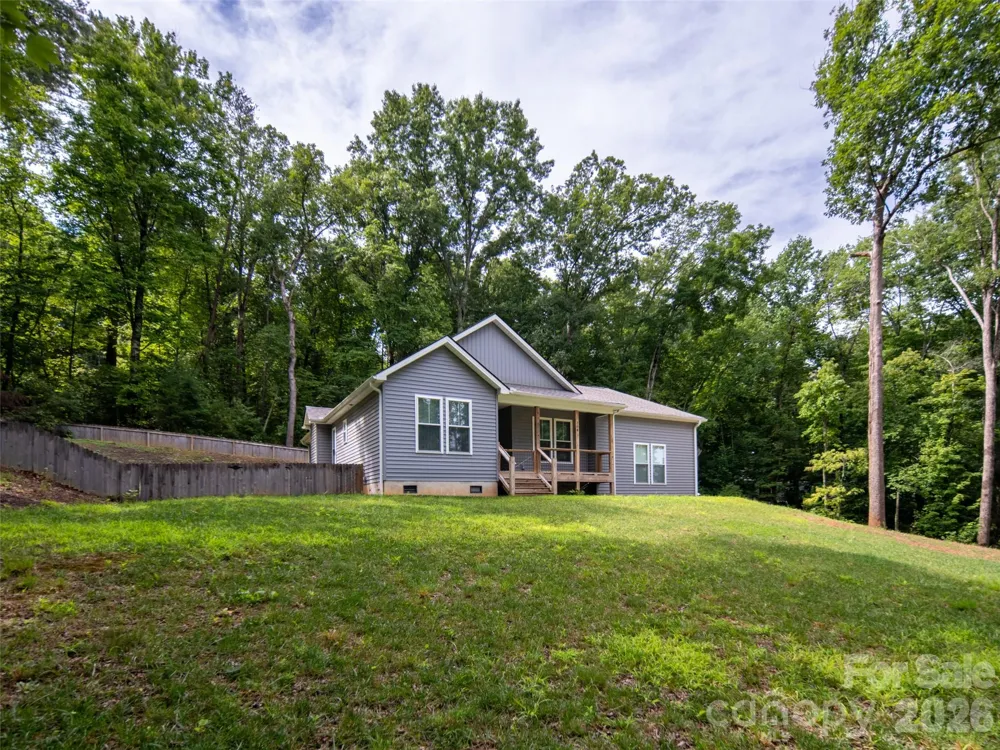 208 Robinson Hollow Drive Candler, NC 28715