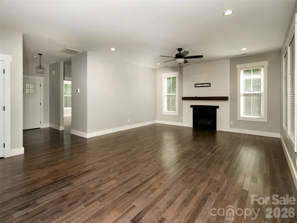 208 Robinson Hollow Drive Candler, NC 28715