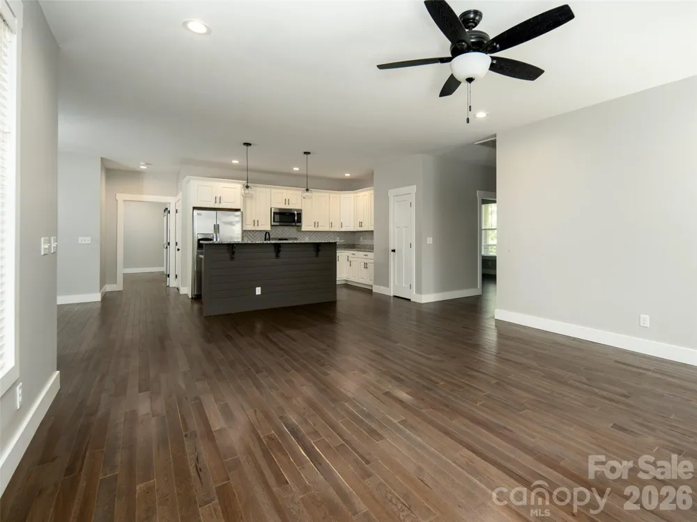 208 Robinson Hollow Drive Candler, NC 28715