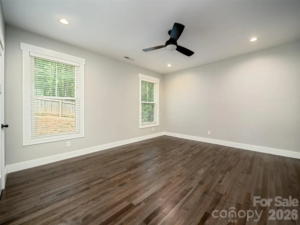 208 Robinson Hollow Drive Candler, NC 28715