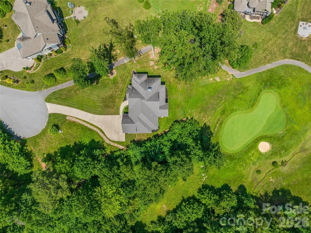 143 Gracie Lane Mills River, NC 28759