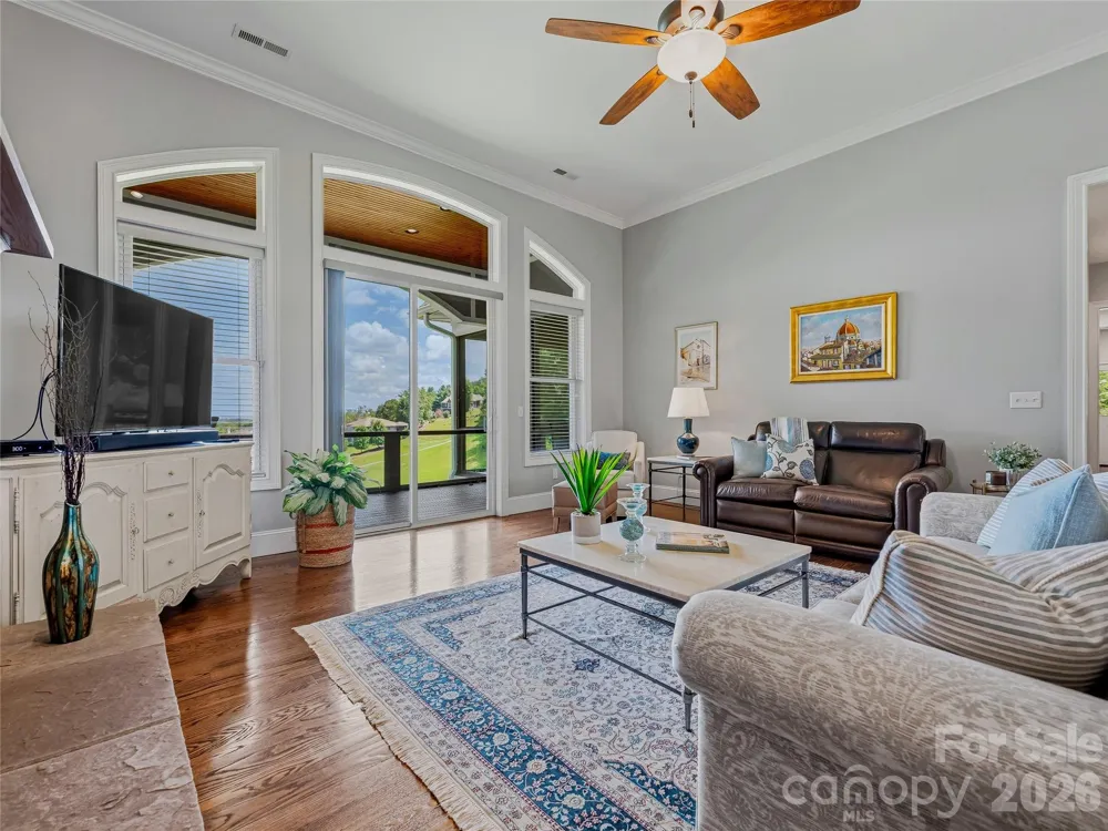 143 Gracie Lane Mills River, NC 28759