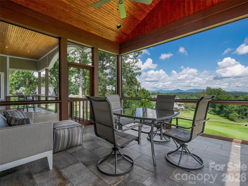 143 Gracie Lane Mills River, NC 28759