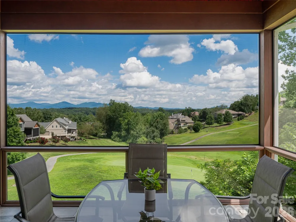 143 Gracie Lane Mills River, NC 28759