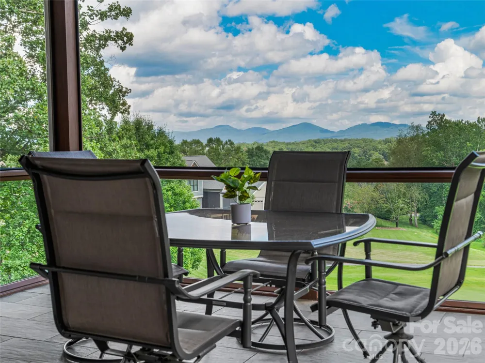 143 Gracie Lane Mills River, NC 28759