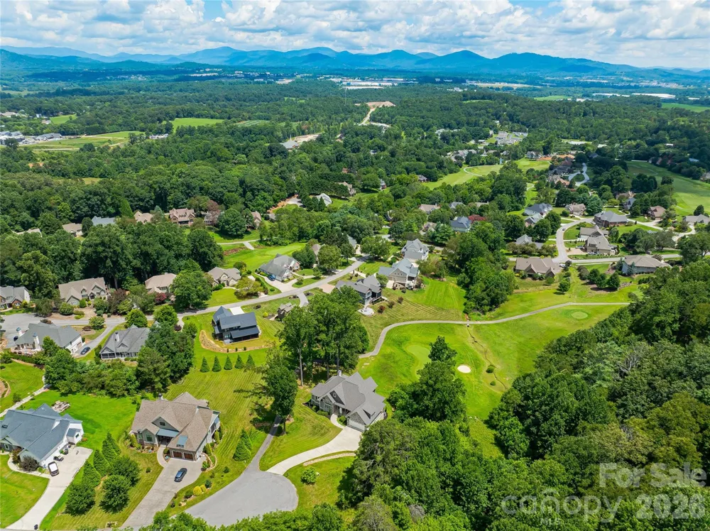 143 Gracie Lane Mills River, NC 28759