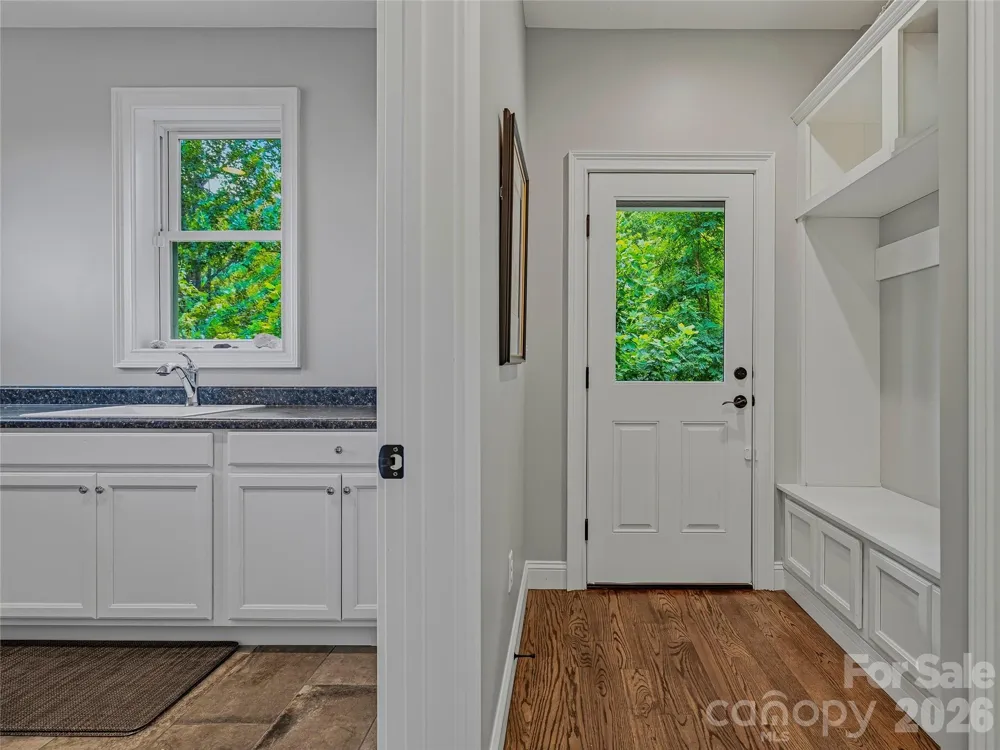 143 Gracie Lane Mills River, NC 28759