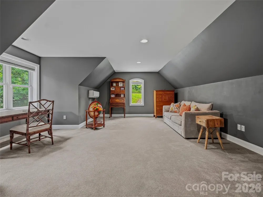143 Gracie Lane Mills River, NC 28759