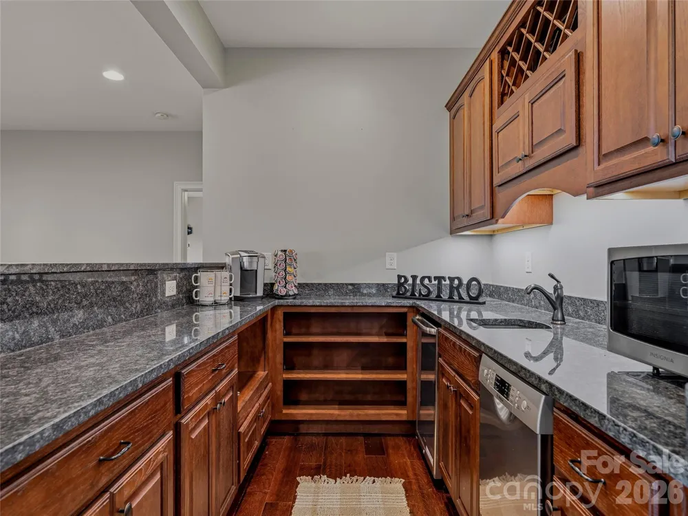 143 Gracie Lane Mills River, NC 28759