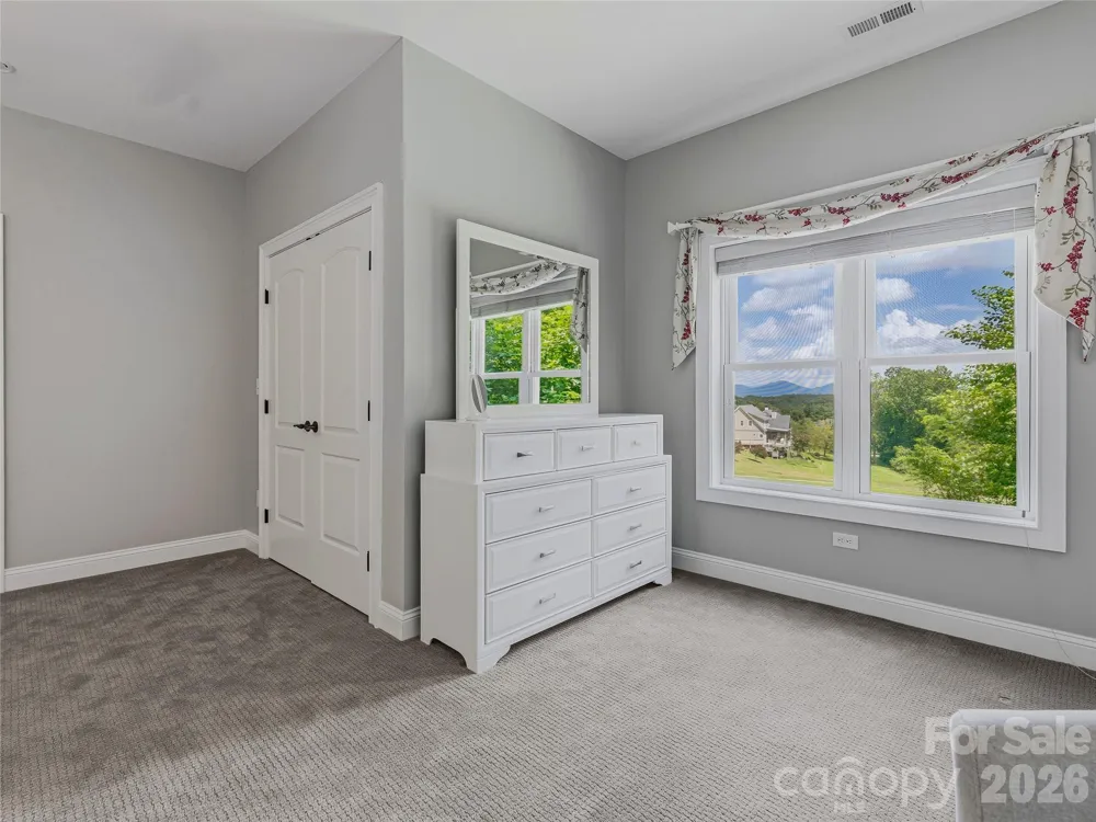 143 Gracie Lane Mills River, NC 28759