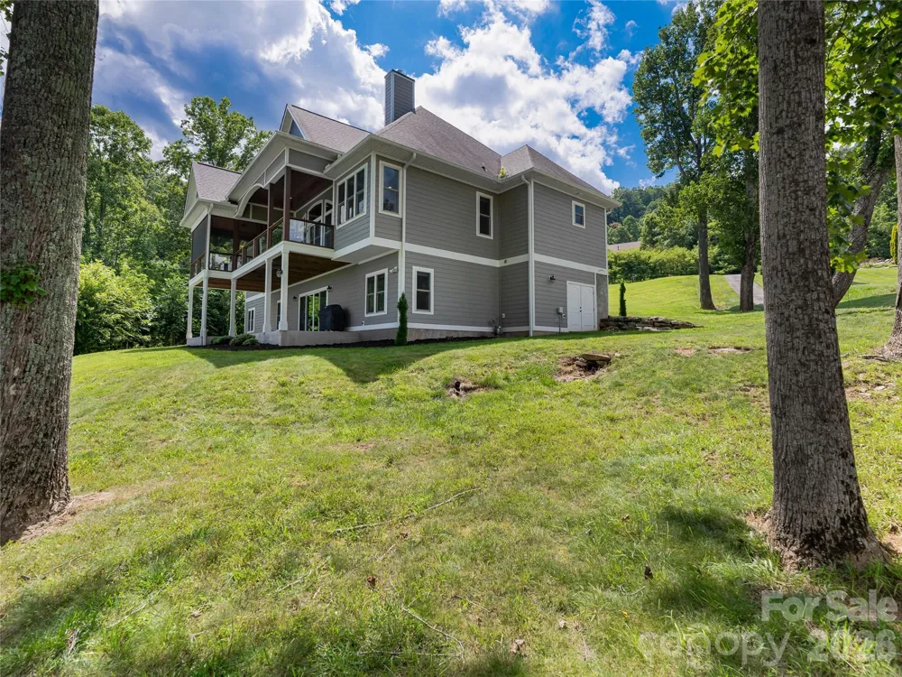 143 Gracie Lane Mills River, NC 28759