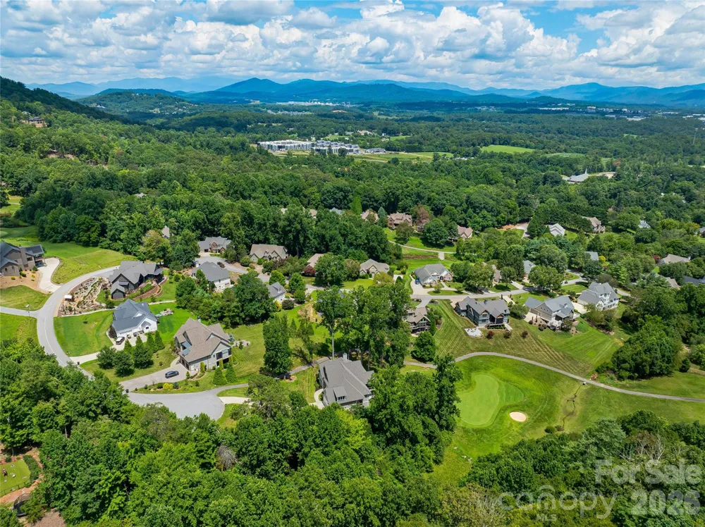 143 Gracie Lane Mills River, NC 28759
