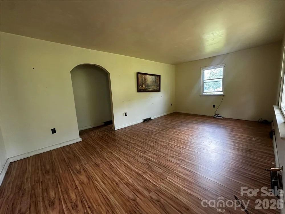 440 US 19e Highway Spruce Pine, NC 28777