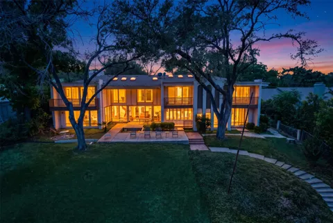 4121 Rowan Drive