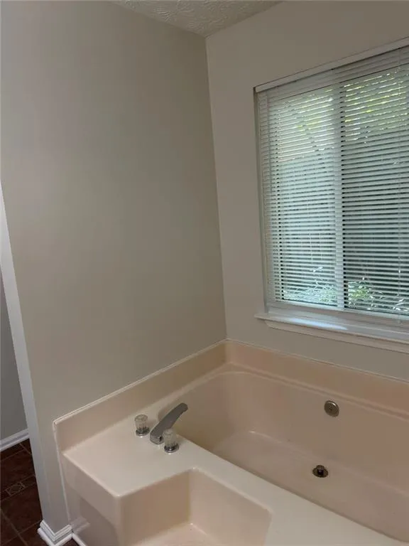 1819 Crescent Hill Drive NW Acworth, GA 30102