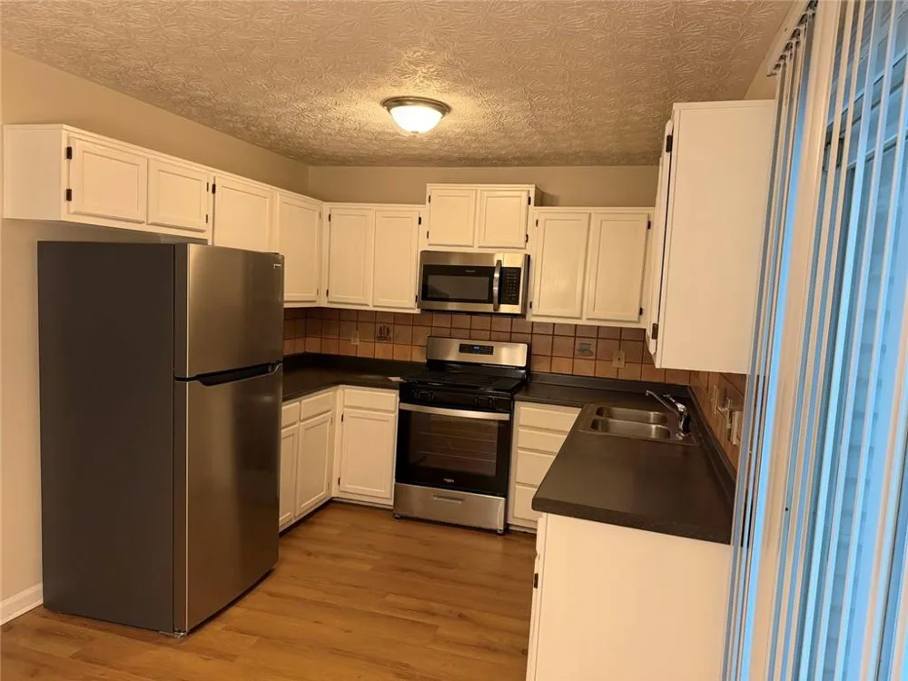 1819 Crescent Hill Drive NW Acworth, GA 30102