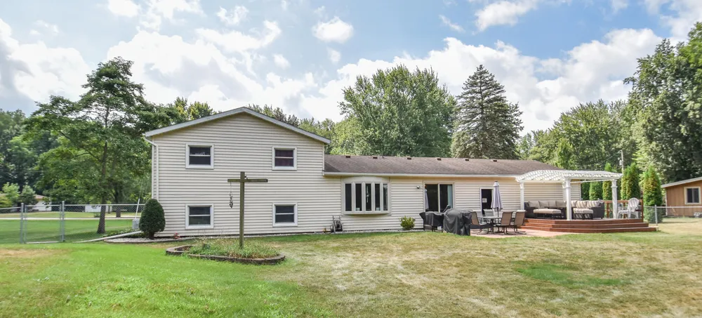536 Schaeffer Drive Coldwater, MI 49036