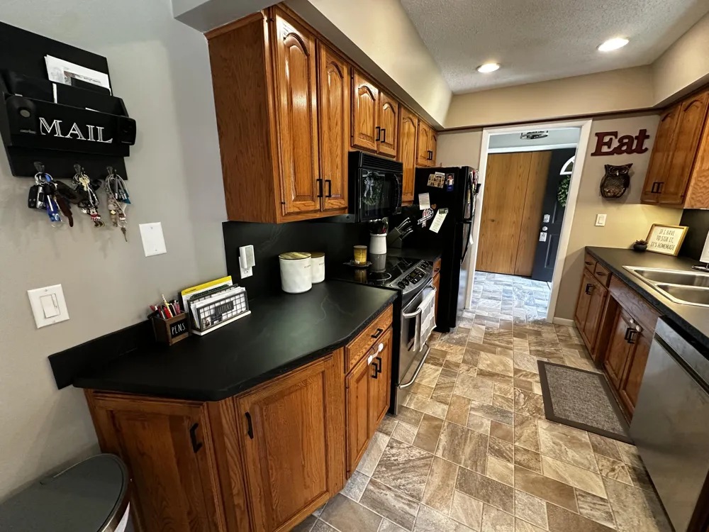 536 Schaeffer Drive Coldwater, MI 49036