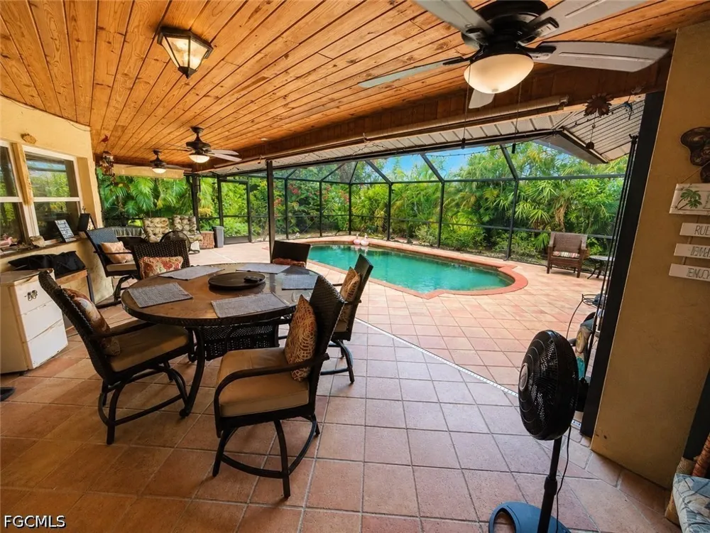 SE 1st Place Cape Coral, FL 33990