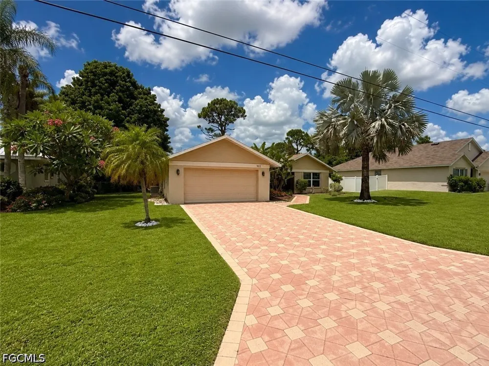 SE 1st Place Cape Coral, FL 33990