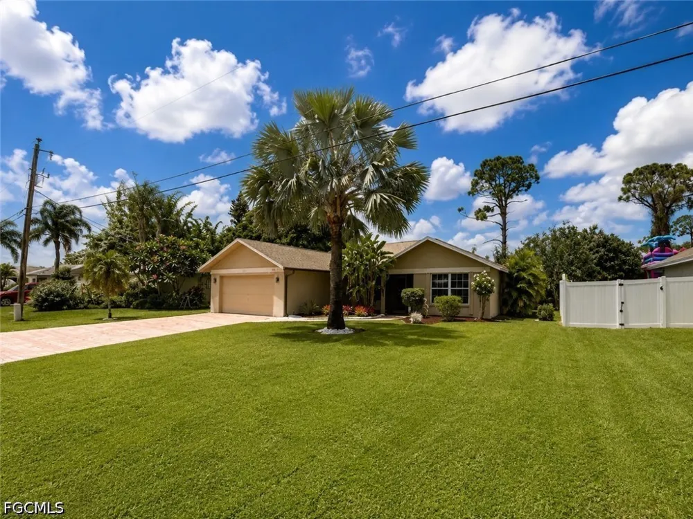 SE 1st Place Cape Coral, FL 33990