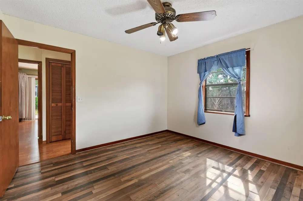 2402 SW SUMMIT STREET Port St. Lucie, FL 34984