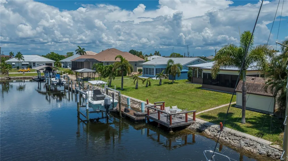 520 BOARDMAN DRIVE Punta Gorda, FL 33950