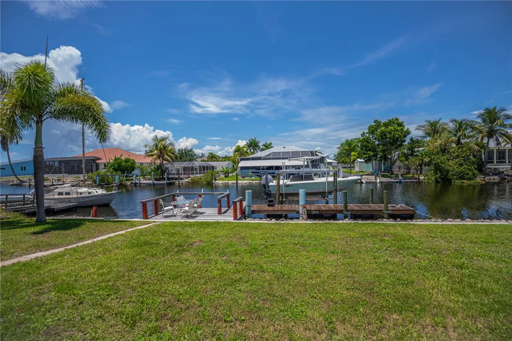 520 BOARDMAN DRIVE Punta Gorda, FL 33950