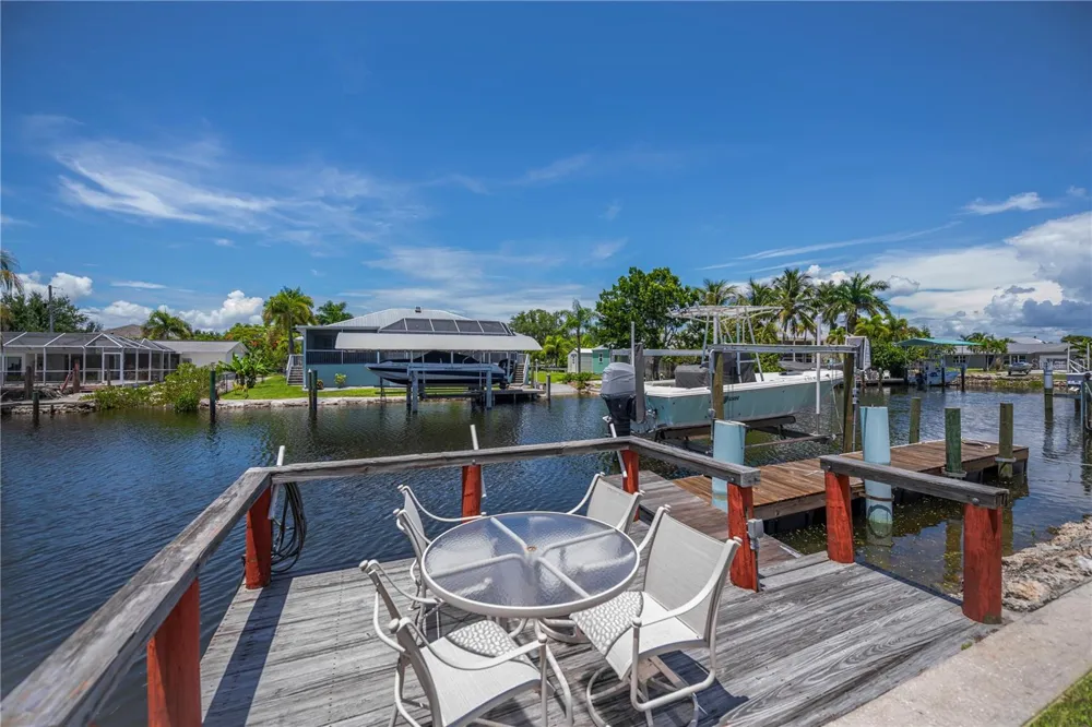 520 BOARDMAN DRIVE Punta Gorda, FL 33950