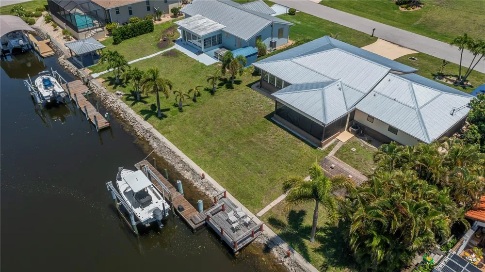 520 BOARDMAN DRIVE Punta Gorda, FL 33950