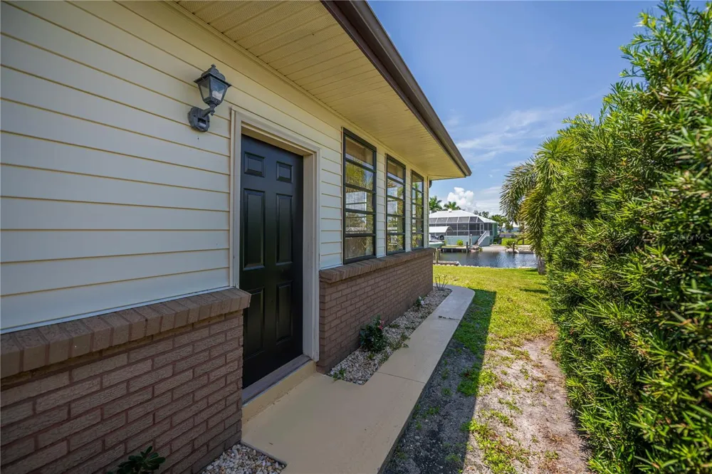 520 BOARDMAN DRIVE Punta Gorda, FL 33950