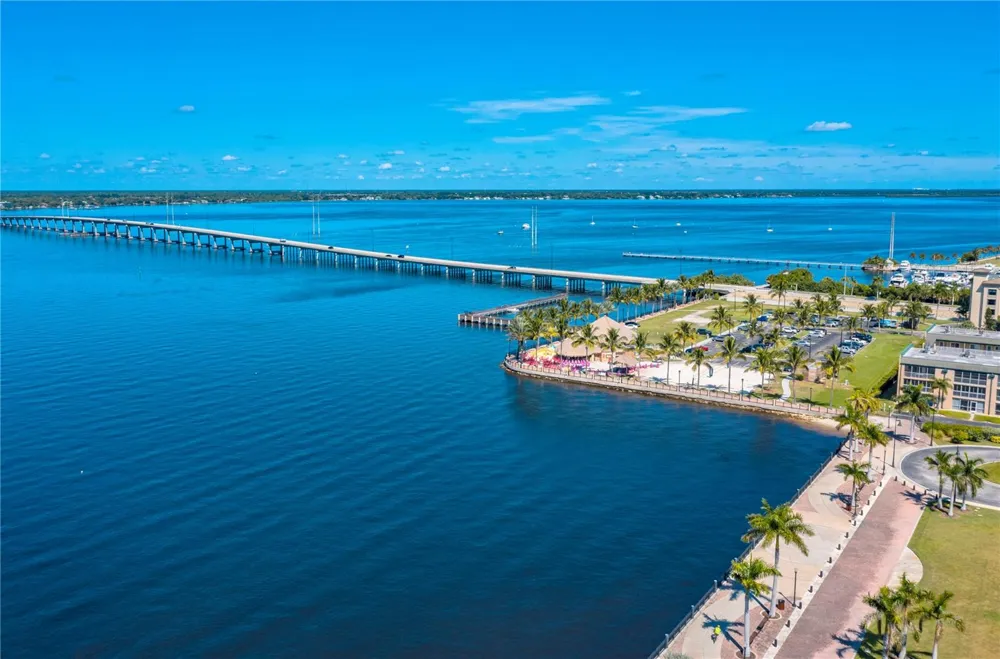 520 BOARDMAN DRIVE Punta Gorda, FL 33950