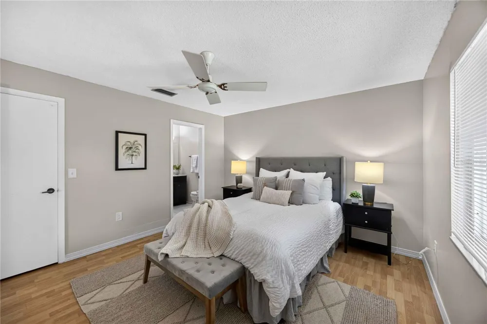 4565 TIPPECANOE TRAIL #22 Sarasota, FL 34233