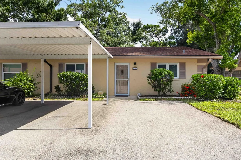 4565 TIPPECANOE TRAIL #22 Sarasota, FL 34233