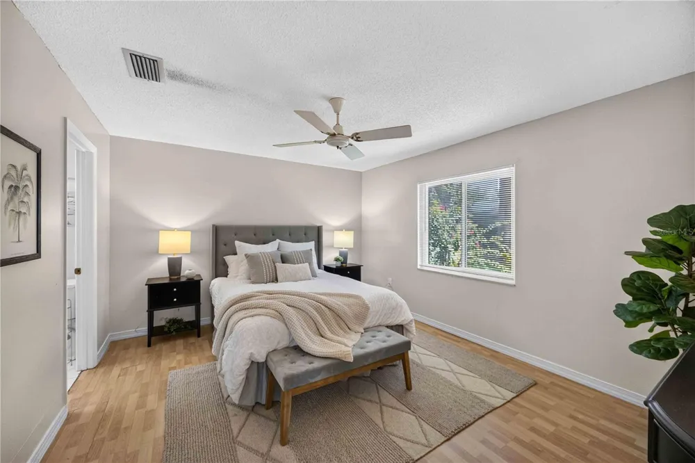 4565 TIPPECANOE TRAIL #22 Sarasota, FL 34233