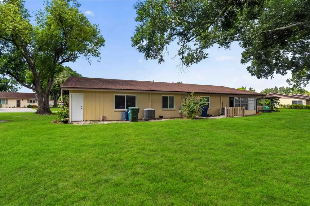 4565 TIPPECANOE TRAIL #22 Sarasota, FL 34233